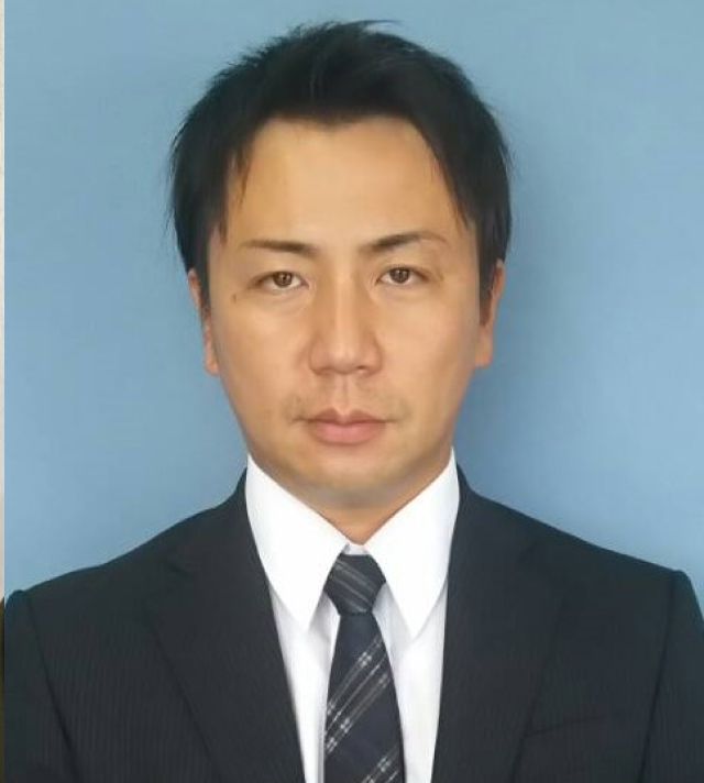 委員長 小島 通信